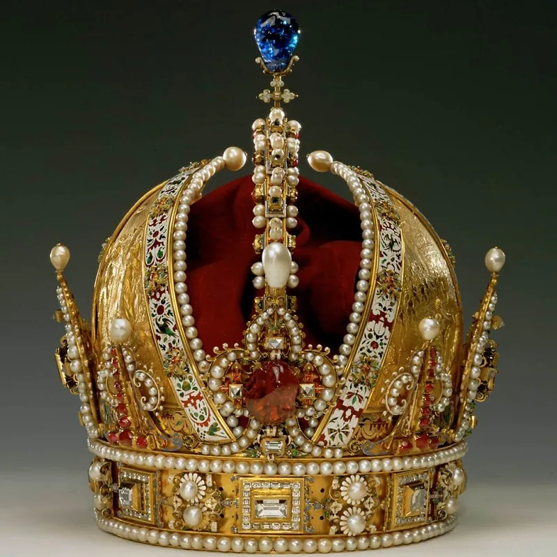 Luxury Crowns